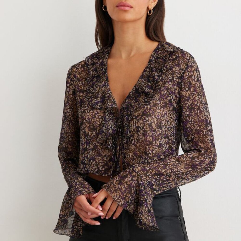 NWT Dynamite Becca Flyaway Top